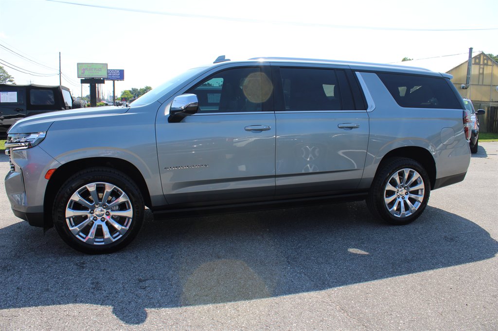 2023 Chevrolet Suburban - $53,995