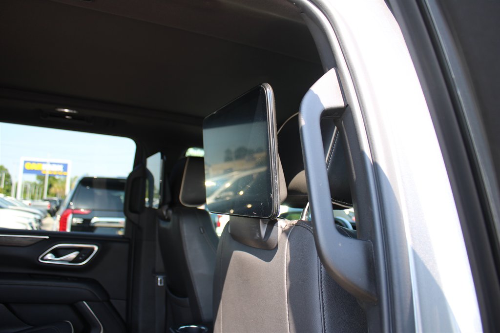 2023 Chevrolet Suburban - $53,995