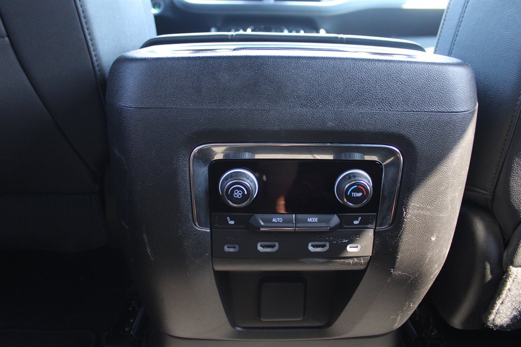 2023 Chevrolet Suburban - $53,995