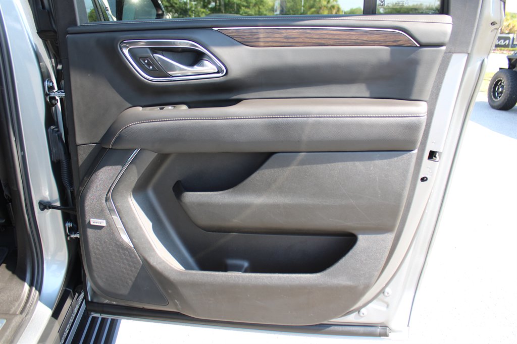 2023 Chevrolet Suburban - $53,995