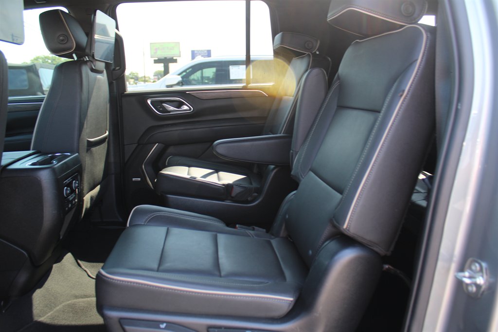 2023 Chevrolet Suburban - $53,995