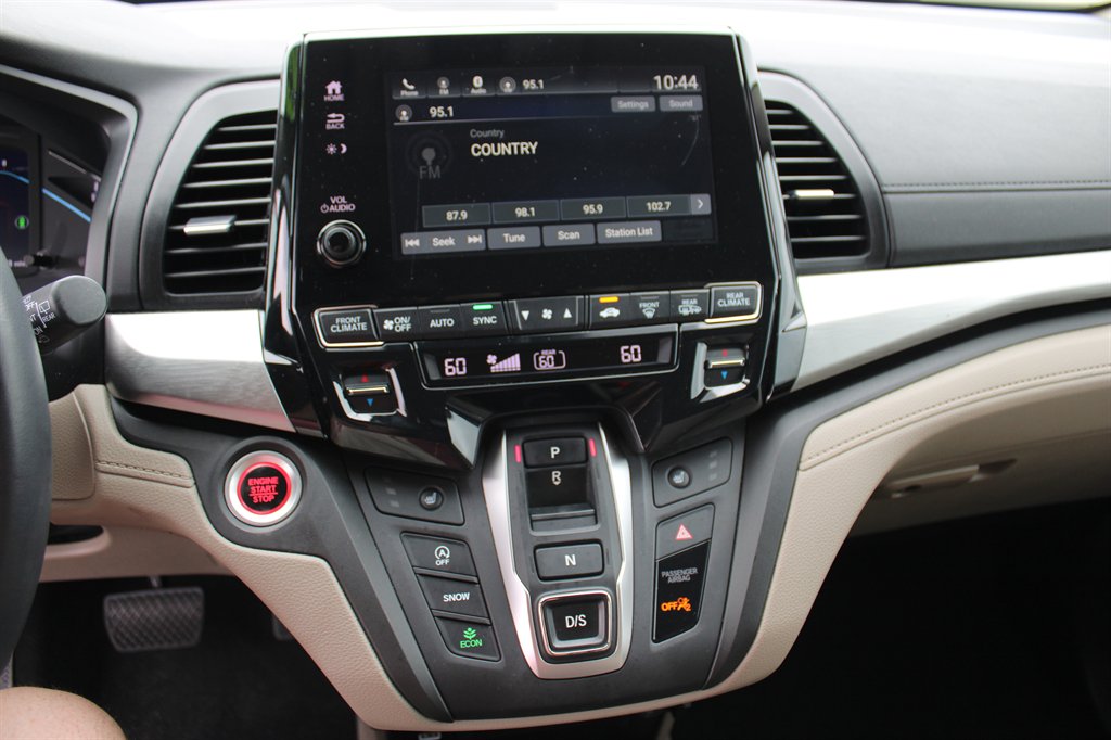 2023 Honda Odyssey - $41,995