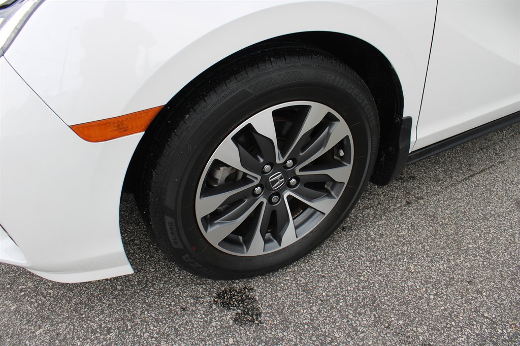 2023 Honda Odyssey - $41,995