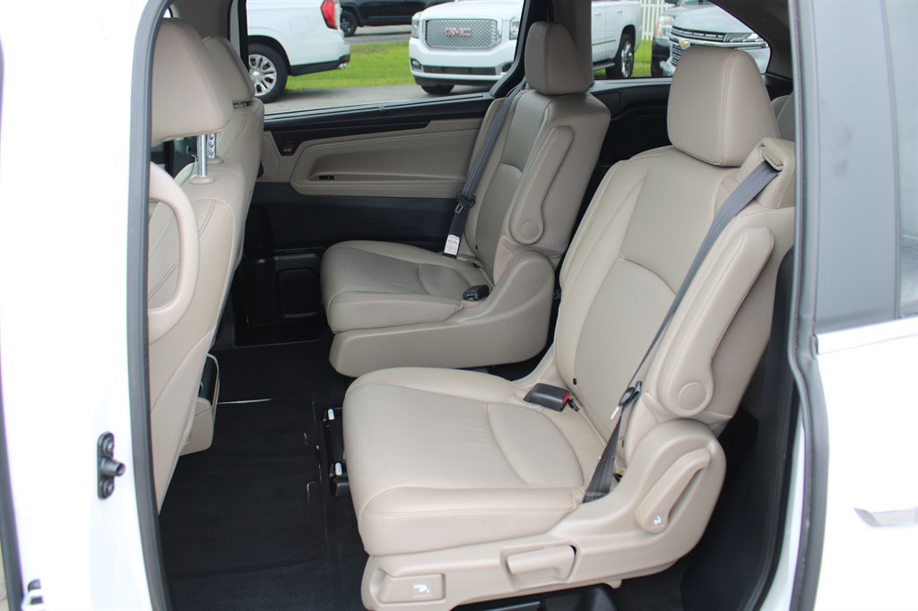 2023 Honda Odyssey - $41,995