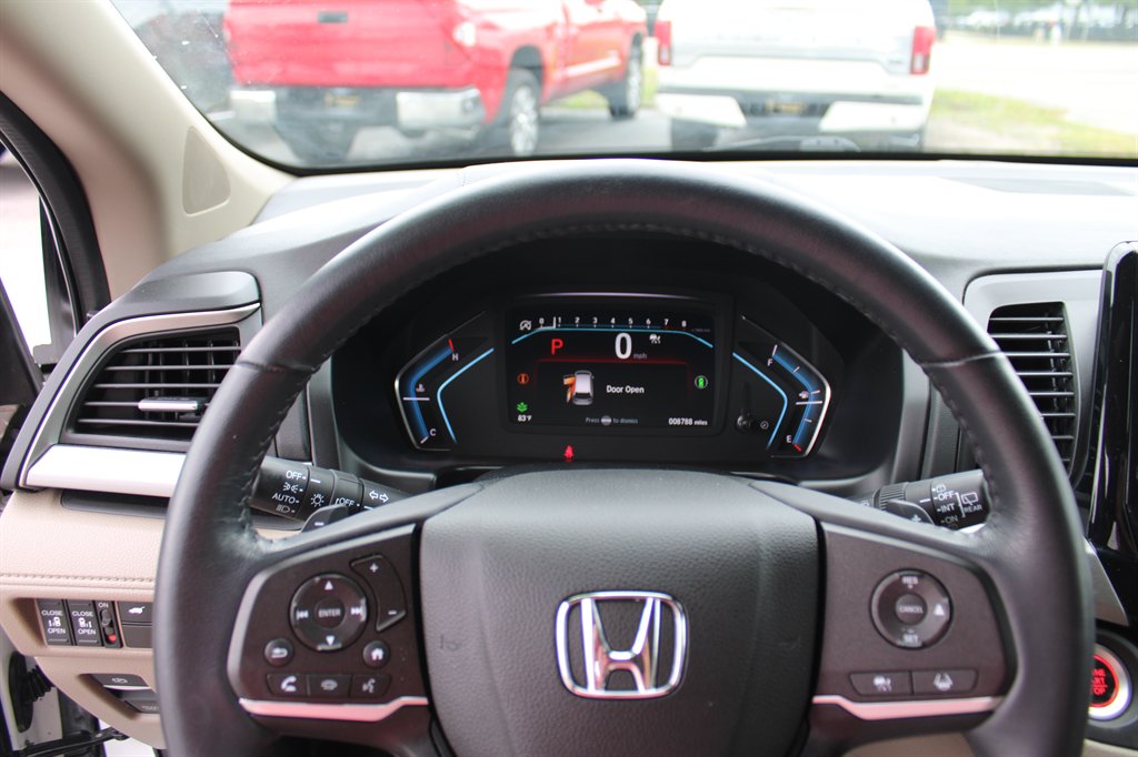 2023 Honda Odyssey - $41,995