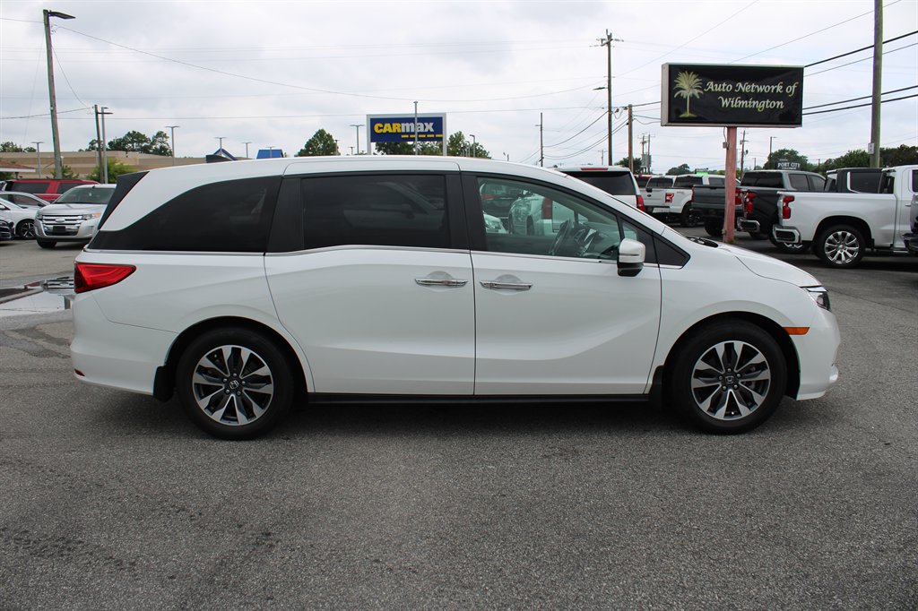 2023 Honda Odyssey - $41,995