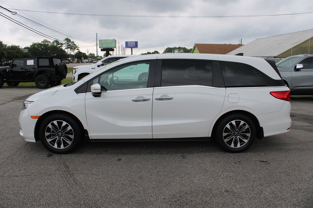2023 Honda Odyssey - $41,995
