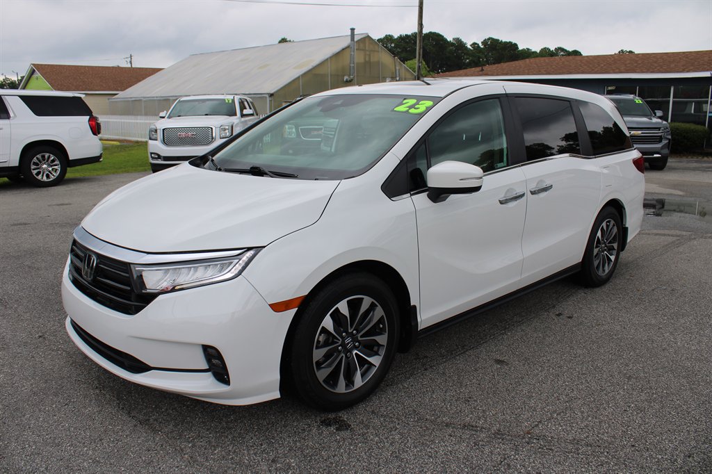 2023 Honda Odyssey - $41,995