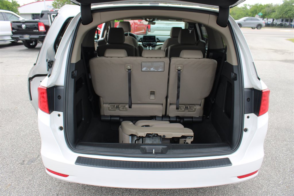 2023 Honda Odyssey - $41,995