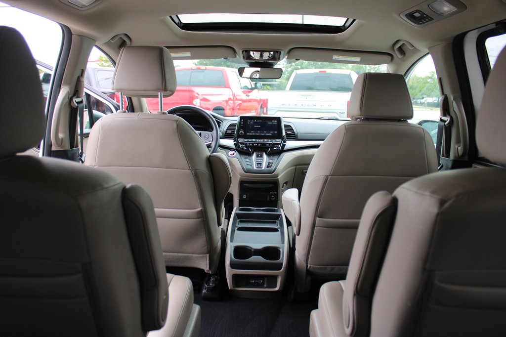 2023 Honda Odyssey - $41,995