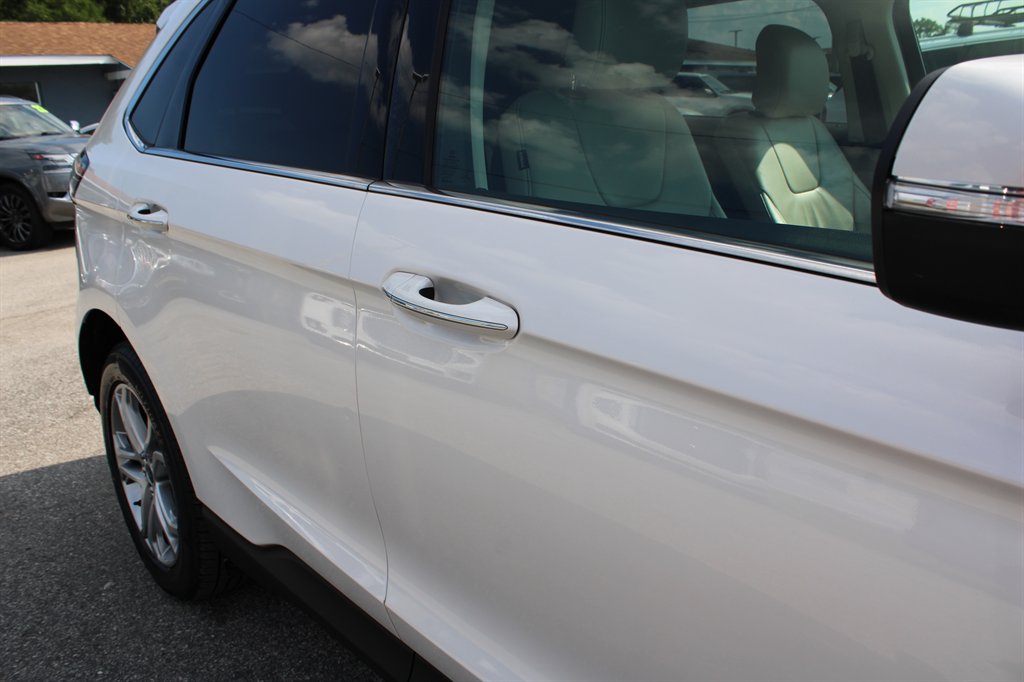 2016 Ford Edge - $11,995