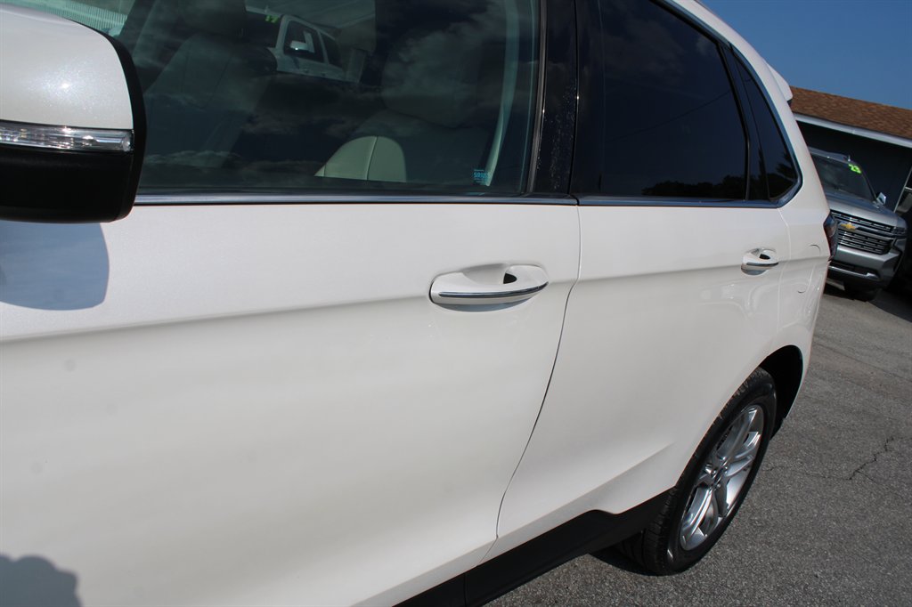 2016 Ford Edge - $11,995