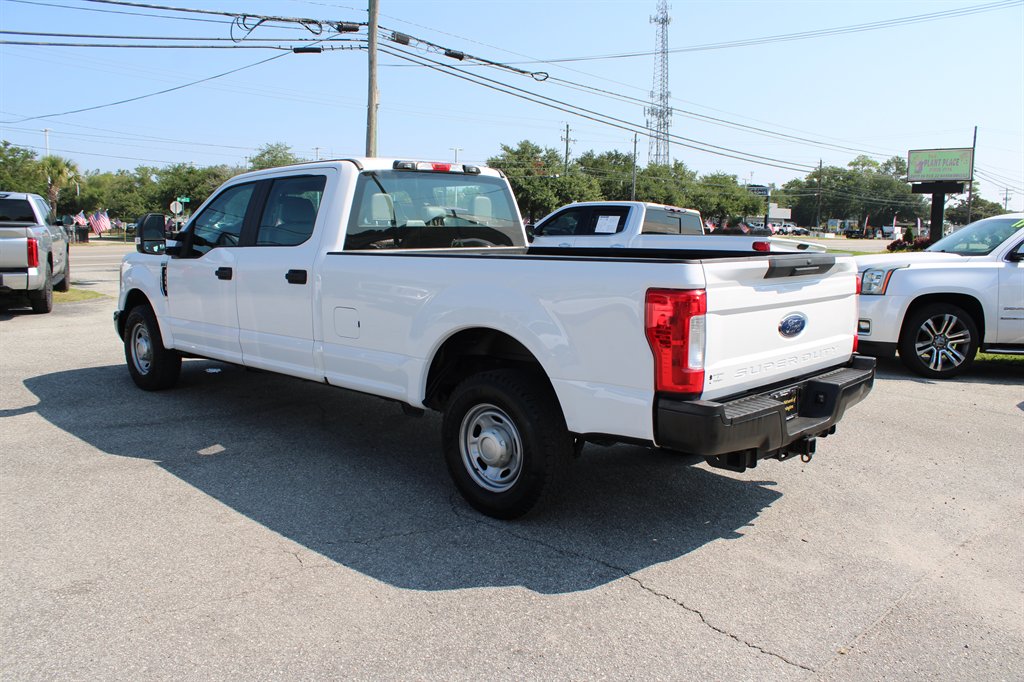 2018 Ford F-250 - $23,994