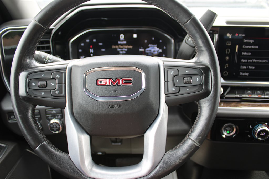 2022 GMC Sierra - $39,995
