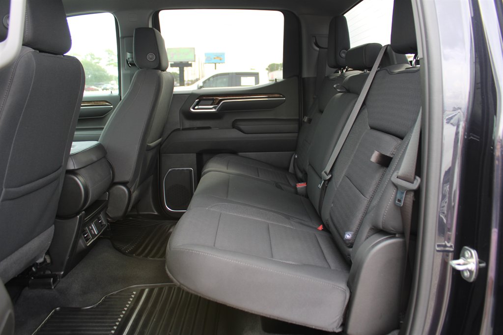 2022 GMC Sierra - $39,995