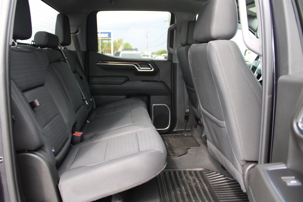 2022 GMC Sierra - $39,995