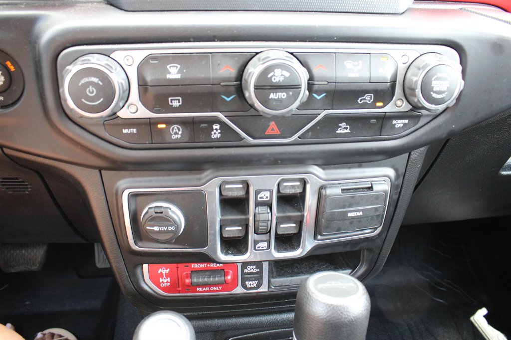 2020 Jeep Gladiator - $36,995