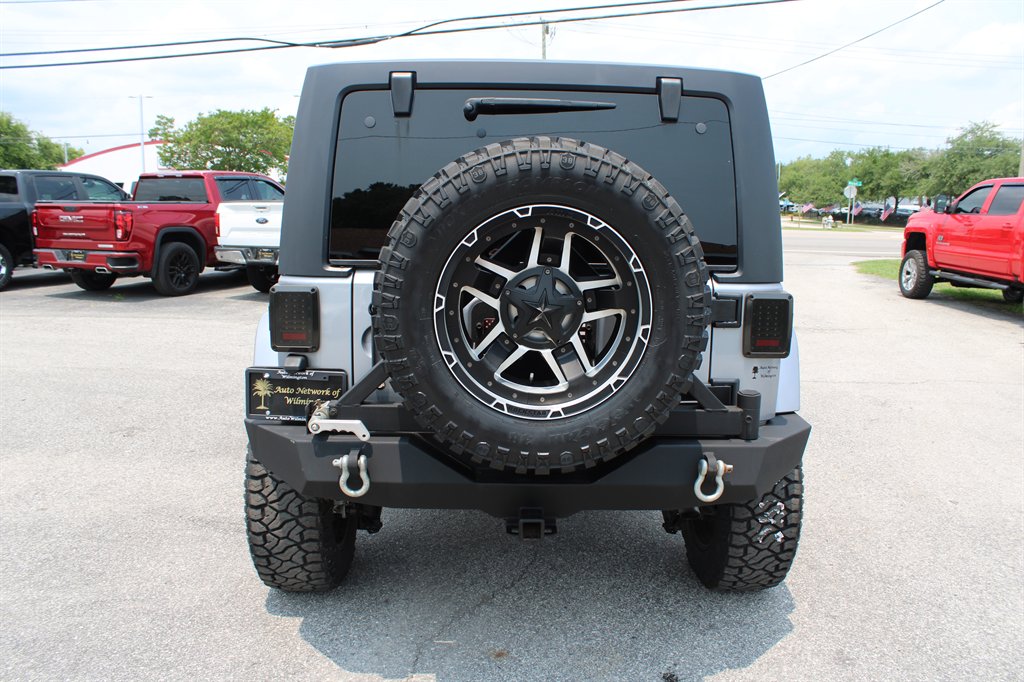 2015 Jeep Wrangler - $23,995