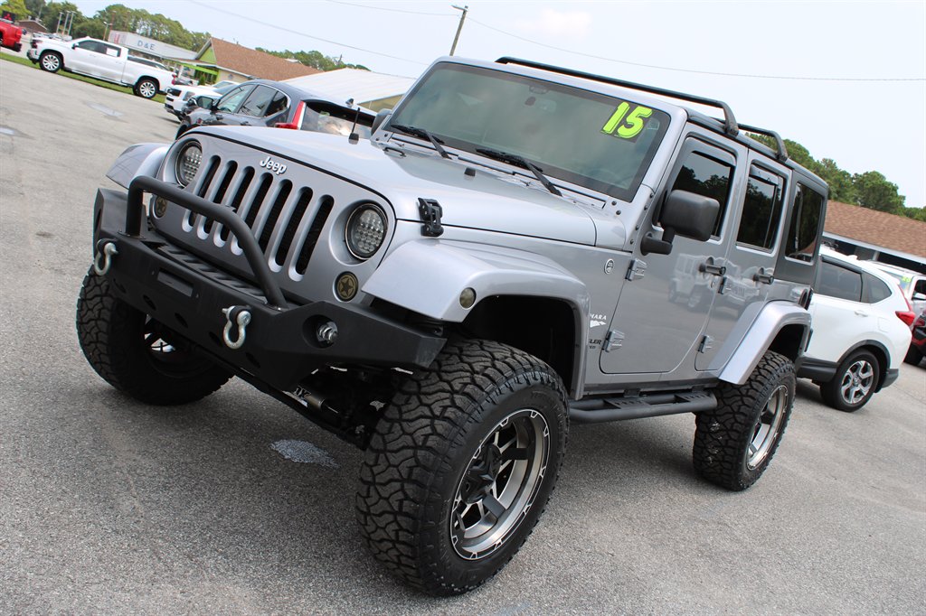 2015 Jeep Wrangler - $23,995