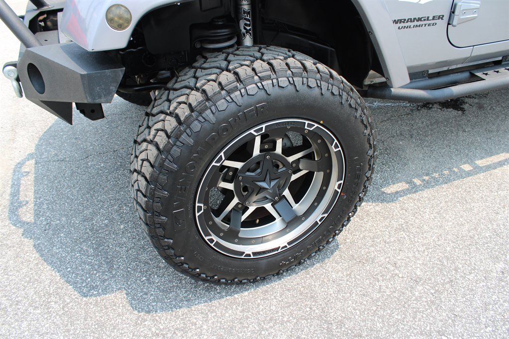 2015 Jeep Wrangler - $23,995