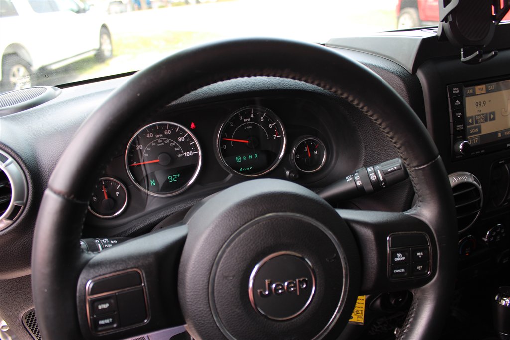 2015 Jeep Wrangler - $23,995
