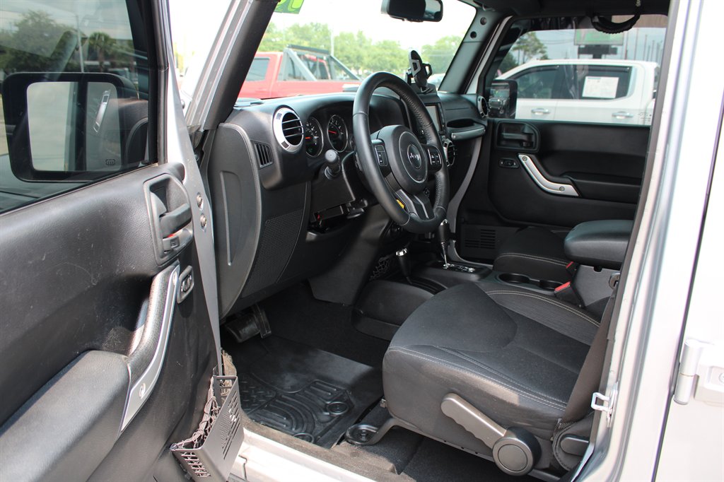 2015 Jeep Wrangler - $23,995