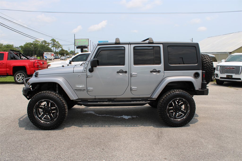 2015 Jeep Wrangler - $23,995