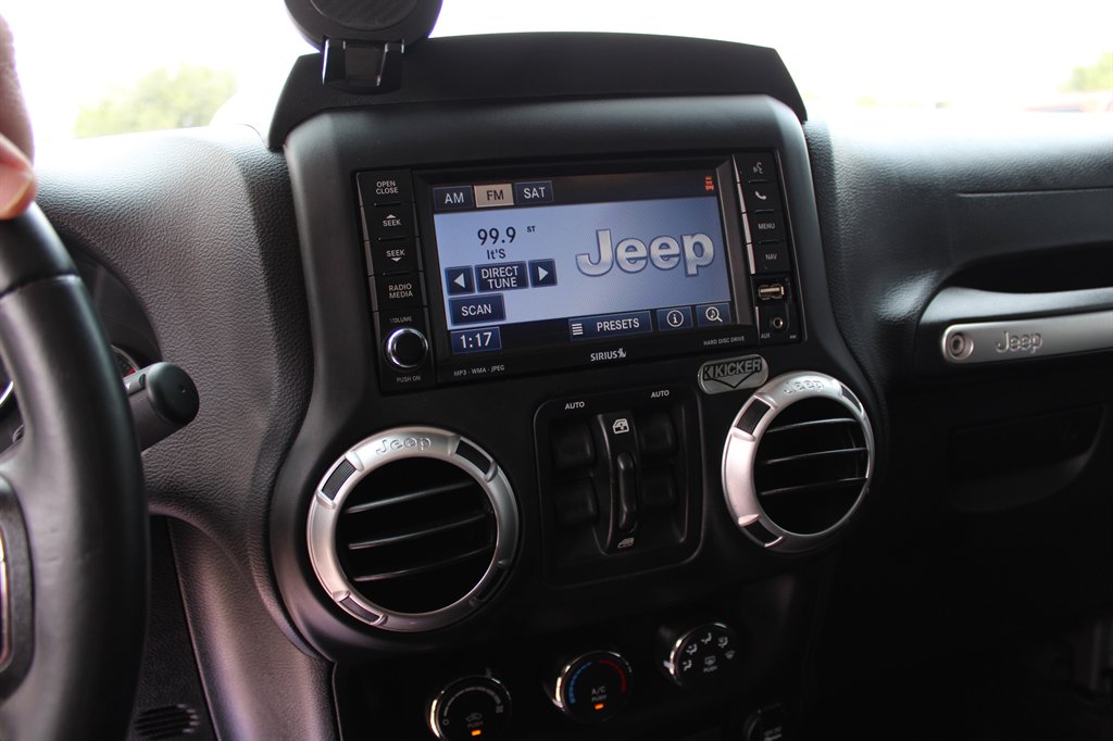 2015 Jeep Wrangler - $23,995