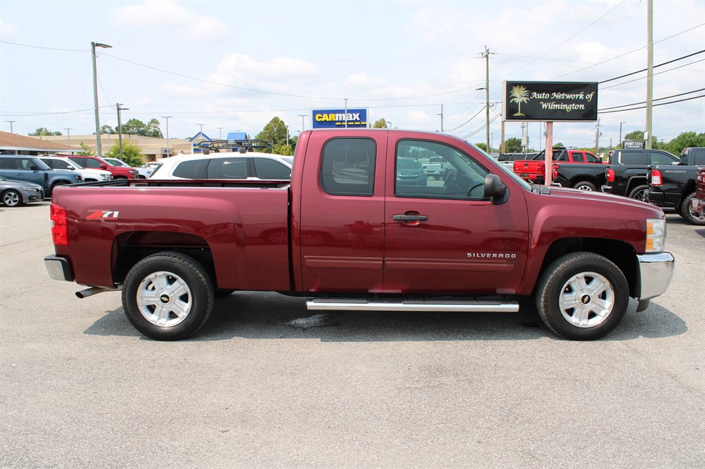 2013 Chevrolet Silverado - $16,995