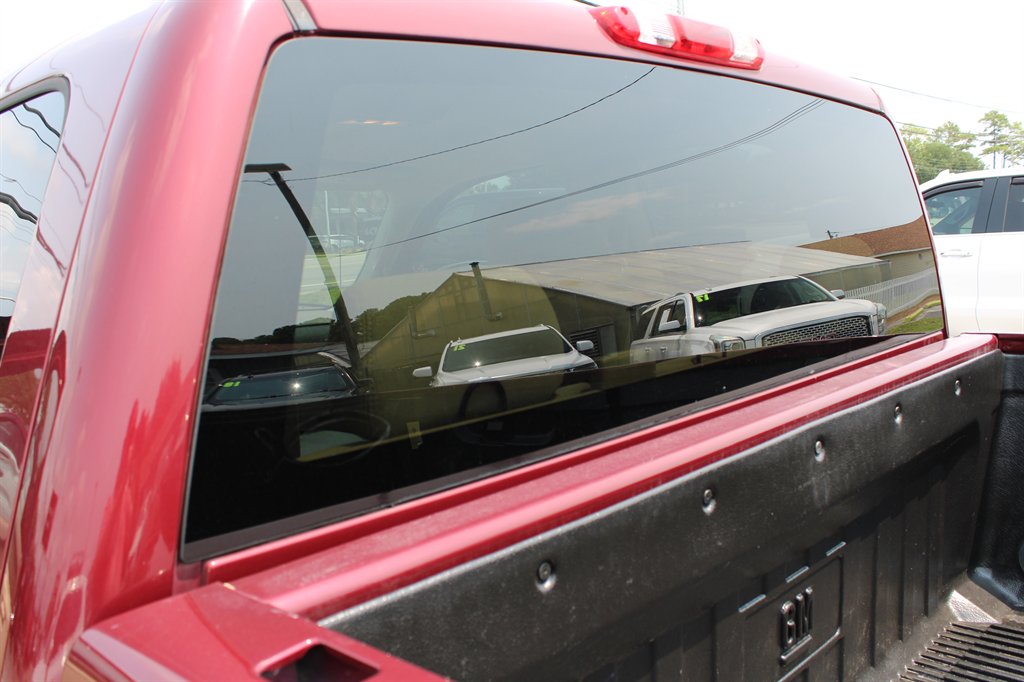 2013 Chevrolet Silverado - $16,995