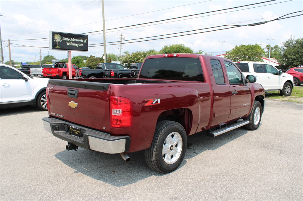 2013 Chevrolet Silverado - $16,995