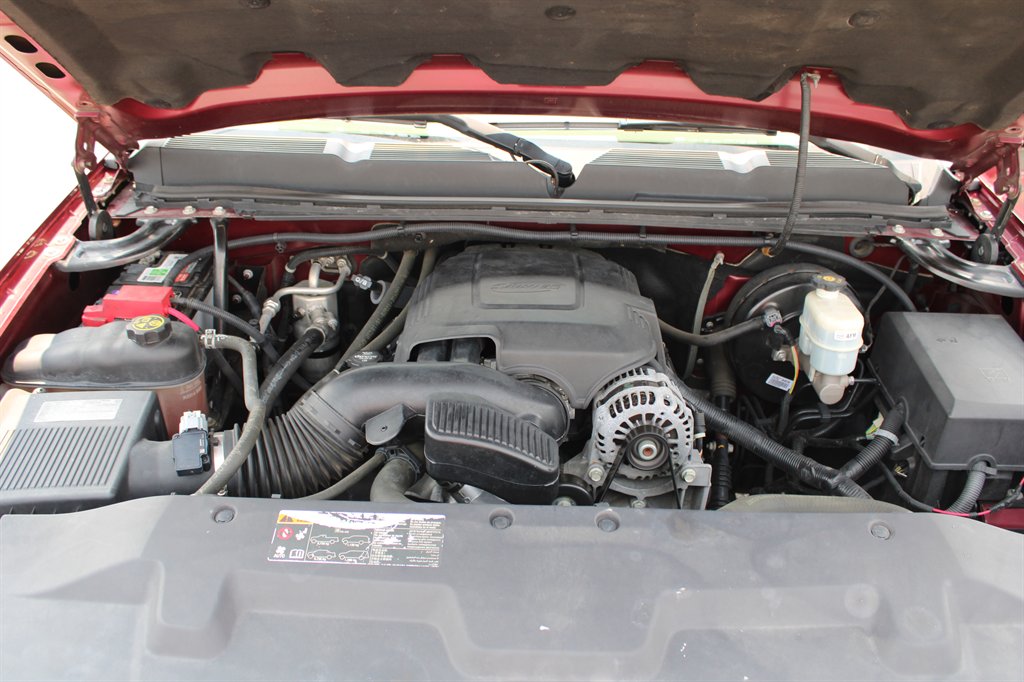 2013 Chevrolet Silverado - $16,995