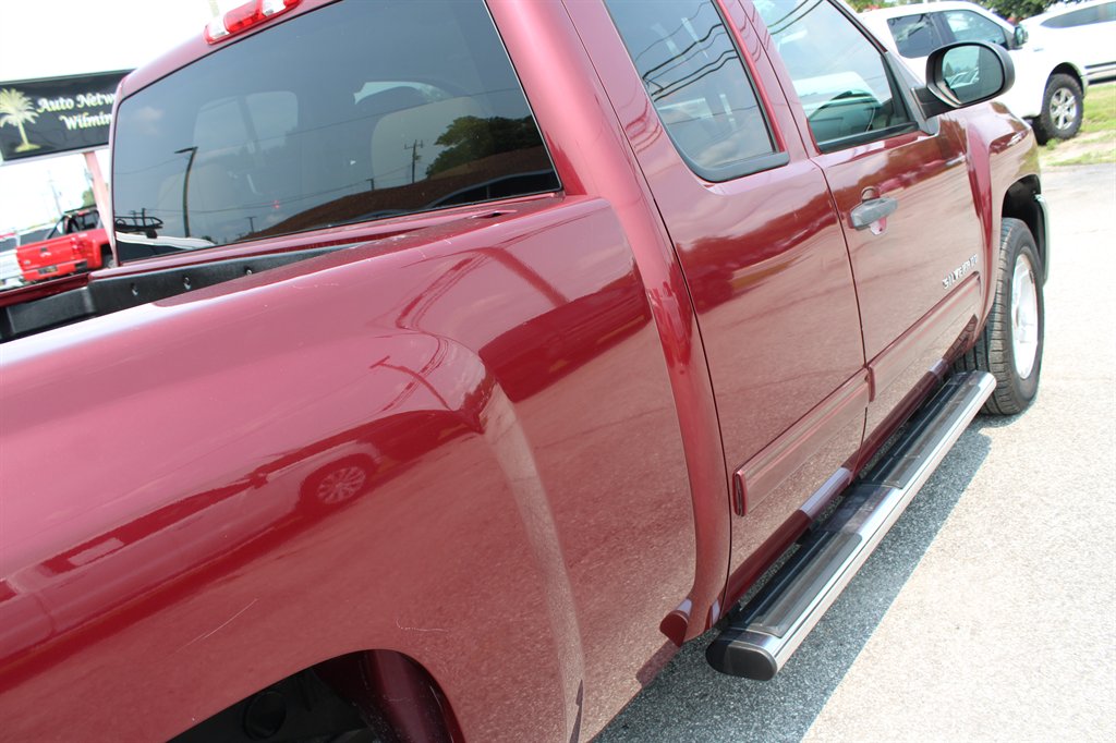 2013 Chevrolet Silverado - $16,995
