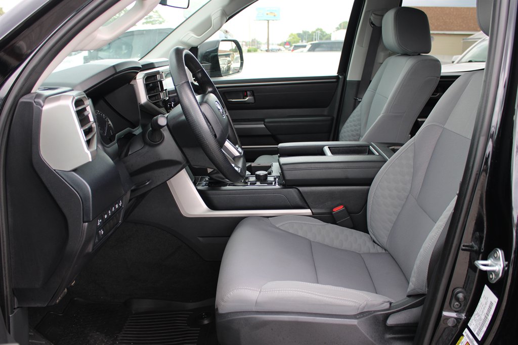 2024 Toyota Tundra - $46,995