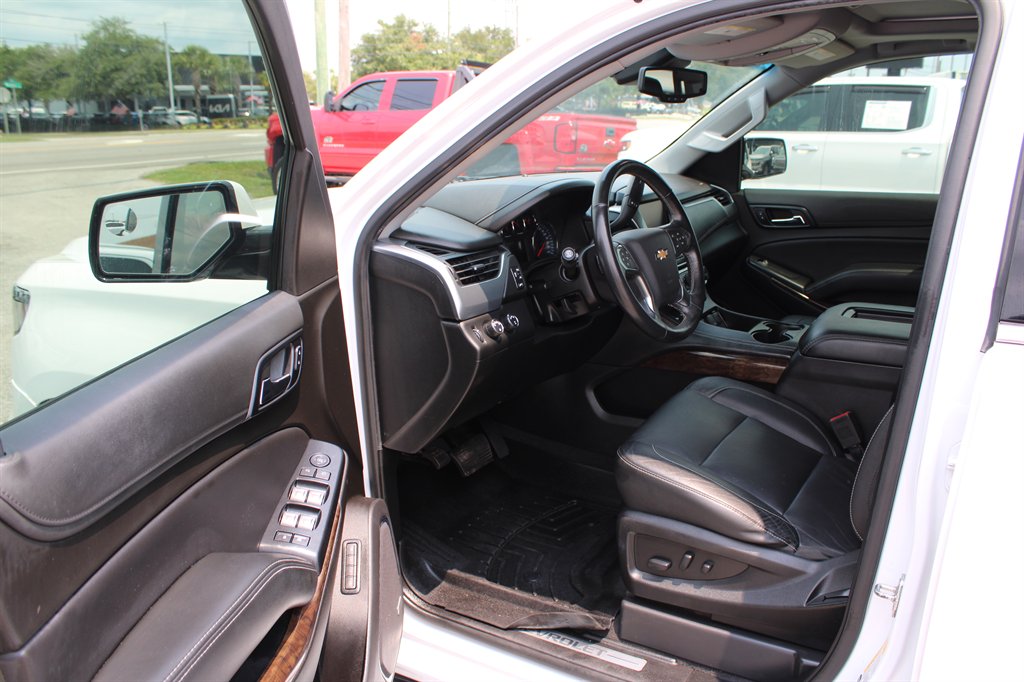 2020 Chevrolet Tahoe - $28,995