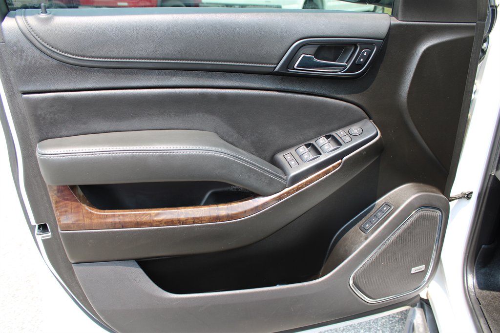 2020 Chevrolet Tahoe - $28,995