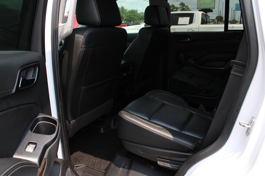 2020 Chevrolet Tahoe - $28,995