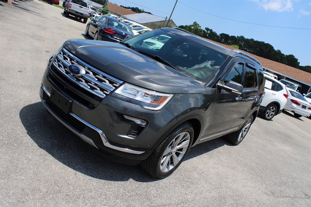 2018 Ford Explorer - $18,995