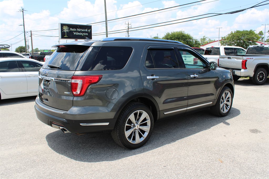 2018 Ford Explorer - $18,995