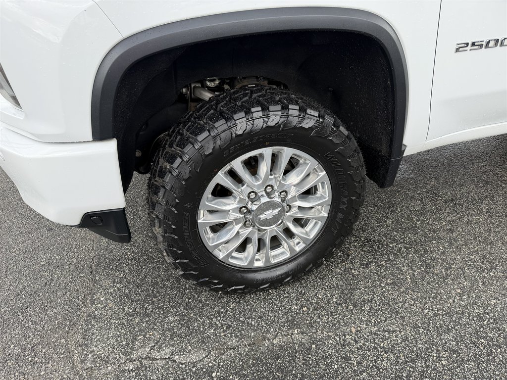 2020 Chevrolet Silverado - $46,995