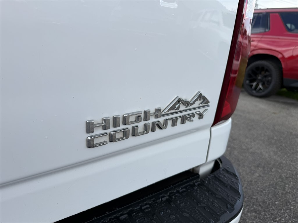 2020 Chevrolet Silverado - $46,995