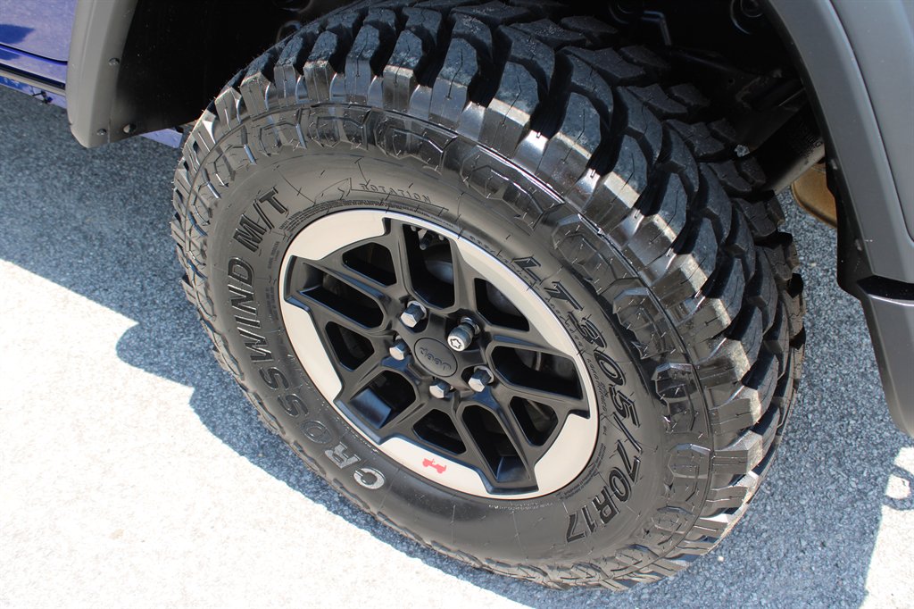 2018 Jeep Wrangler - $28,995
