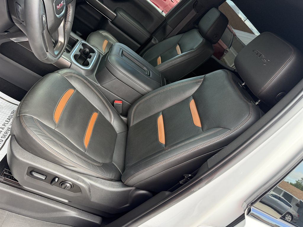 2021 GMC Sierra - $39,995