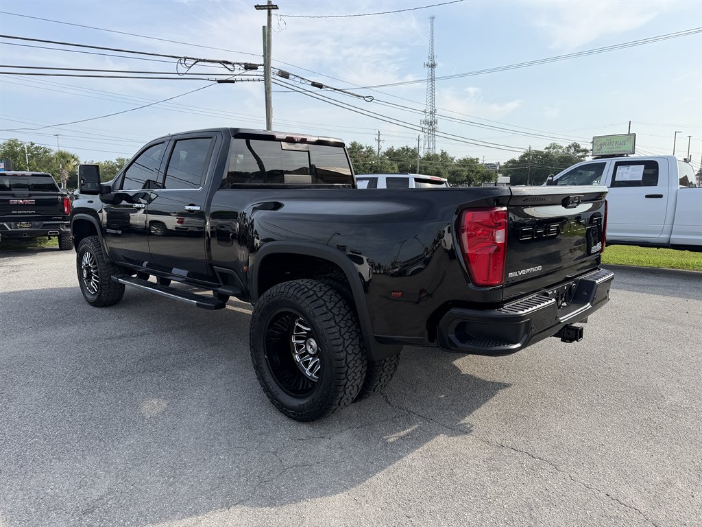 2020 Chevrolet Silverado - $48,995