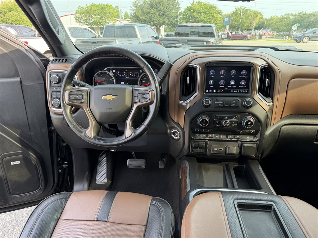 2020 Chevrolet Silverado - $48,995