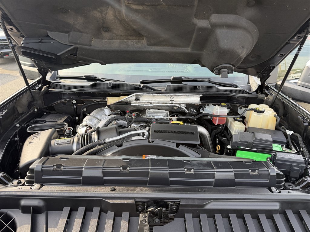 2020 Chevrolet Silverado - $48,995