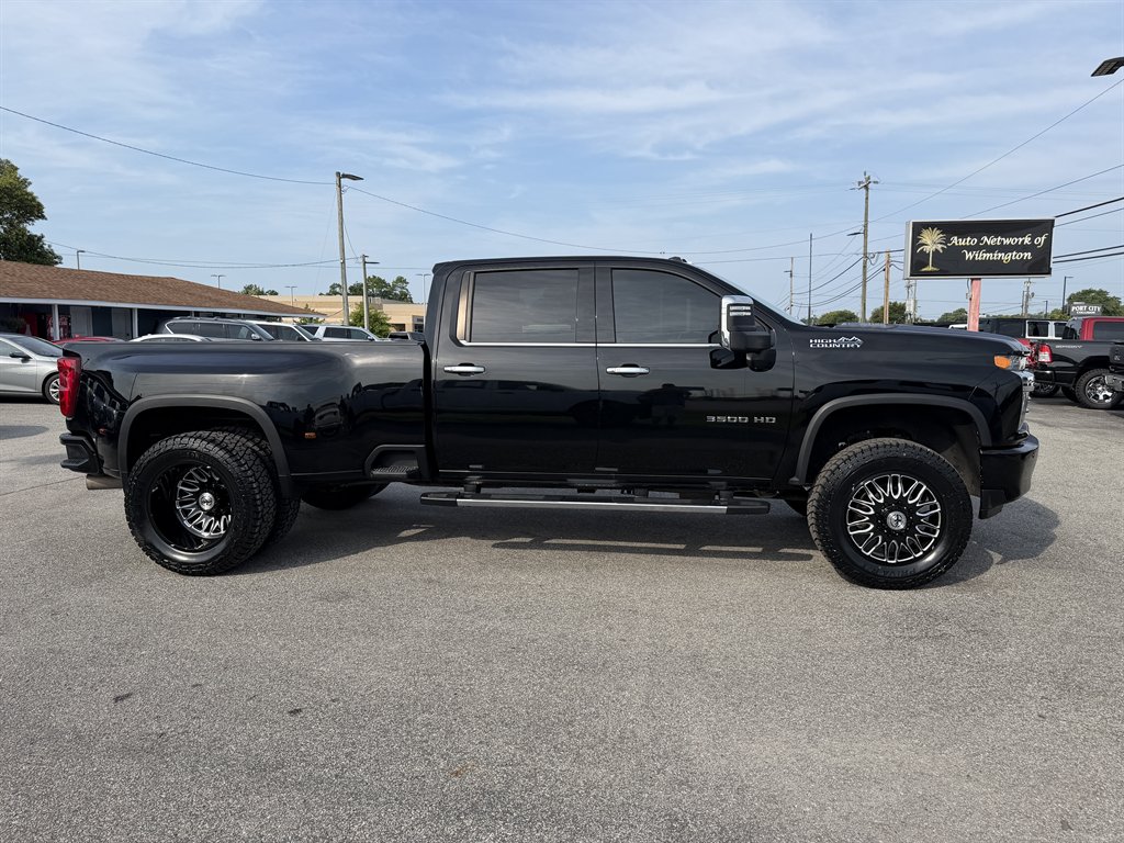2020 Chevrolet Silverado - $48,995