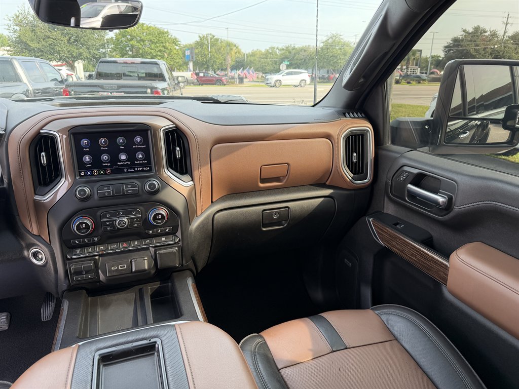 2020 Chevrolet Silverado - $48,995