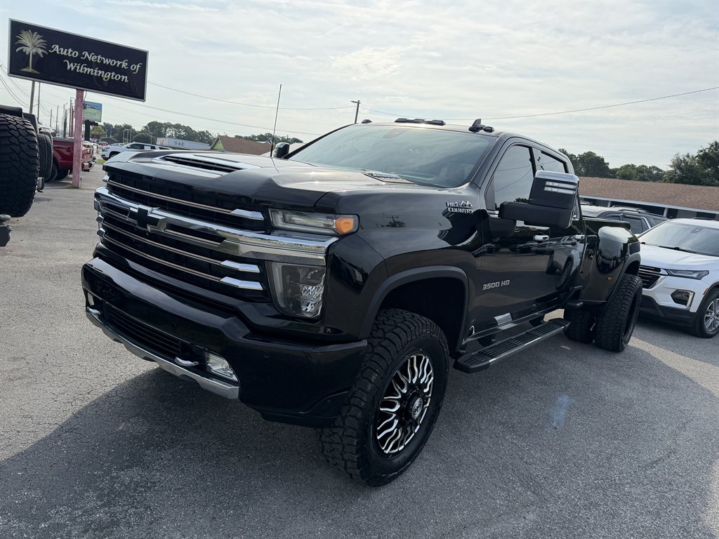 2020 Chevrolet Silverado - $48,995