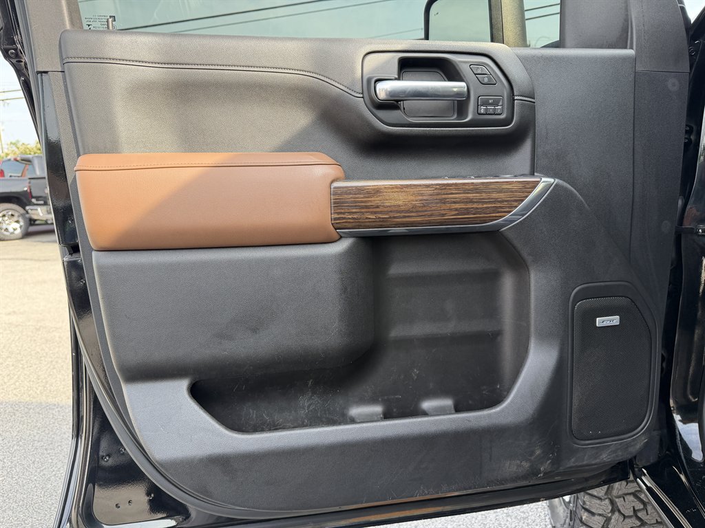 2020 Chevrolet Silverado - $48,995